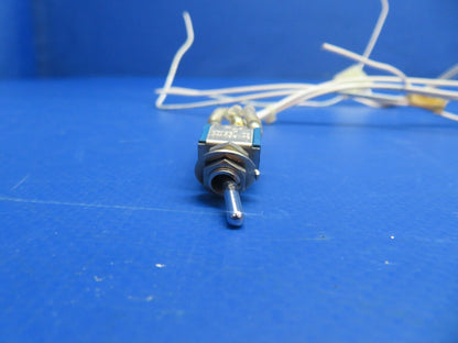 Beech C-35 Bonanza Toggle Switch Alco Switch, C & K P/N 7101 LOT OF 6 (1222-631)