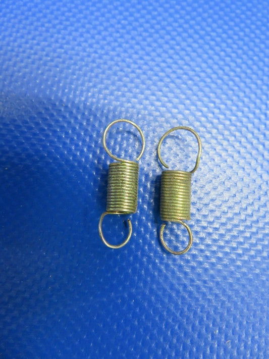 Piper PA-34, 34-200T Spring Latch FWD Baggage Door 96934-00 NOS (1120-57)