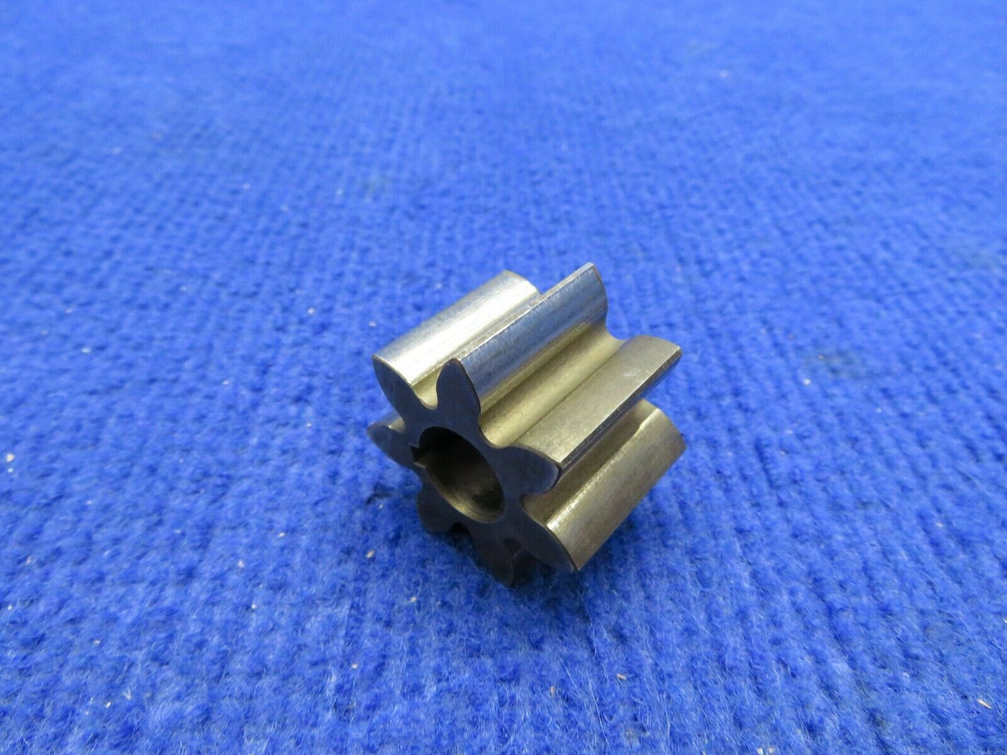 Continental TSIO-520 Scavenge Pump Gear P/N 628885 (0322-496)