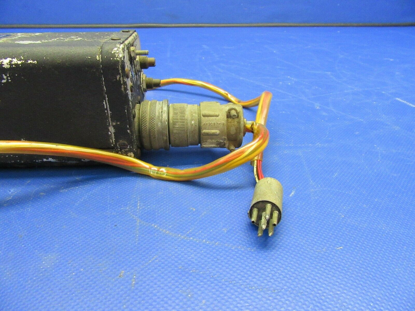Narco VOA-4 VOR / ILS Navigation Converter Indicator CORE (0821-565)
