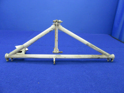 Beech Baron 95-B55 Brace Assy Main Gear Retract LH P/N 35-815155-610 (1121-405)