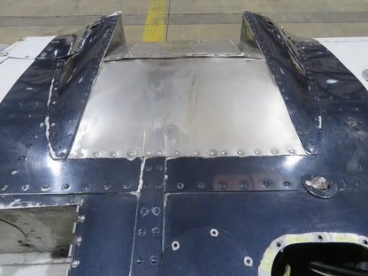 1980 Piper PA-34-200T Seneca II LH Wing P/N 37093-12L w/ De-ice (0224-95)