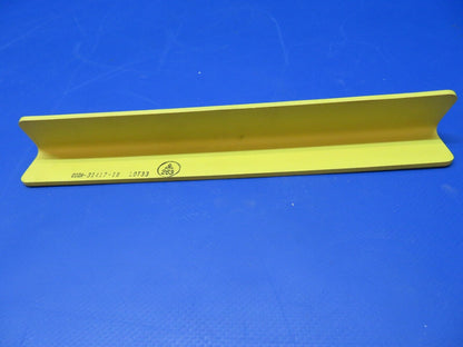 Beech Angle P/N 010A-31417-018 NOS (1022-313)