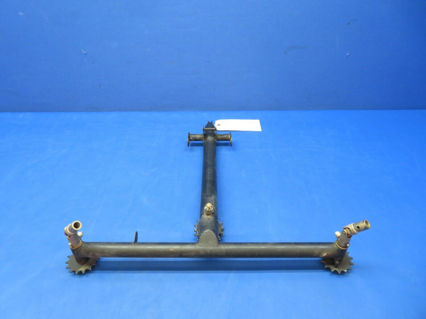 Piper PA 28-140 Control Column Tee Bar Assy P/N 62703-33 (1123-152)