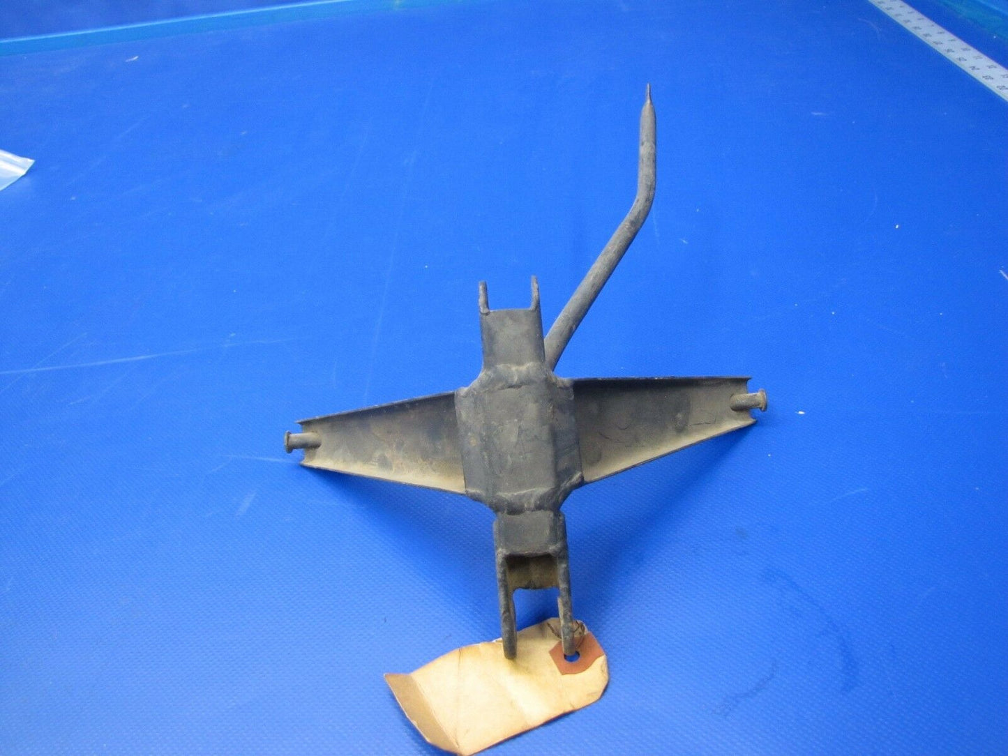 Piper PA-24 Bellcrank Assy Stabilator Tab Control  P/N 20836-00 NOS (0417-170)