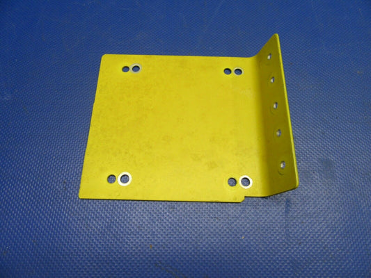 King Auto Pilot Mount Bracket P/N 047-4135-01 (0821-541)