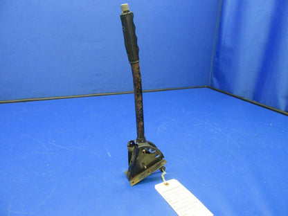 Piper PA-32RT-300 Lance Flap Control Lever P/N 62706-09, 62706-009 (0521-512)