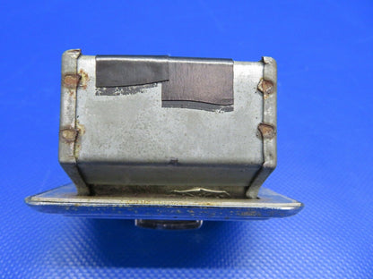 Piper PA-28-140 Ash Tray Receiver P/N 489-388, 65269-002, 65269-02 (1220-348)