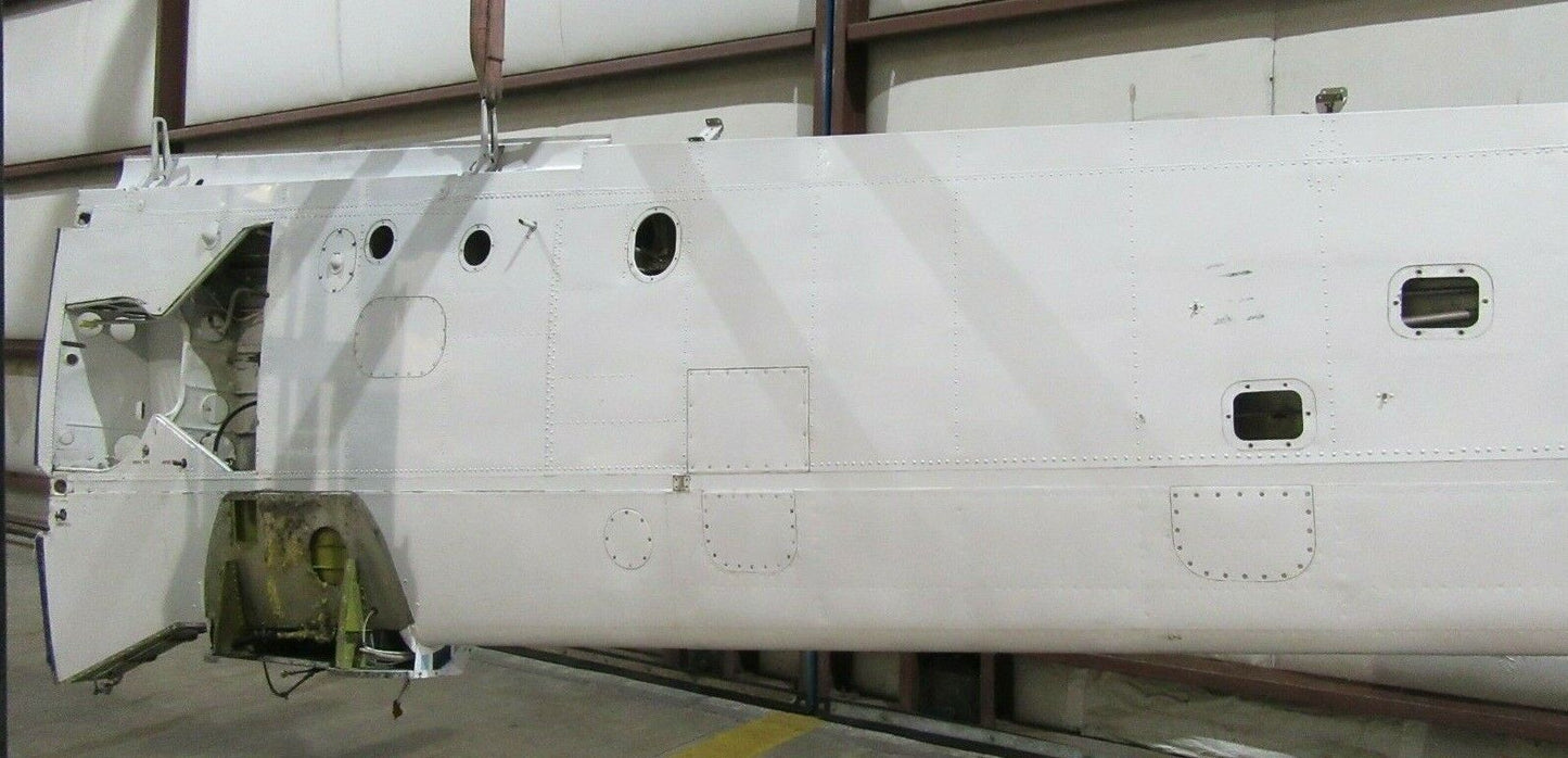 1974 Beech Baron E-55 Wing RH 96-110005-704 (1119-01)
