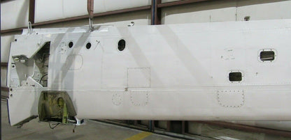 1974 Beech Baron E-55 Wing RH 96-110005-704 (1119-01)
