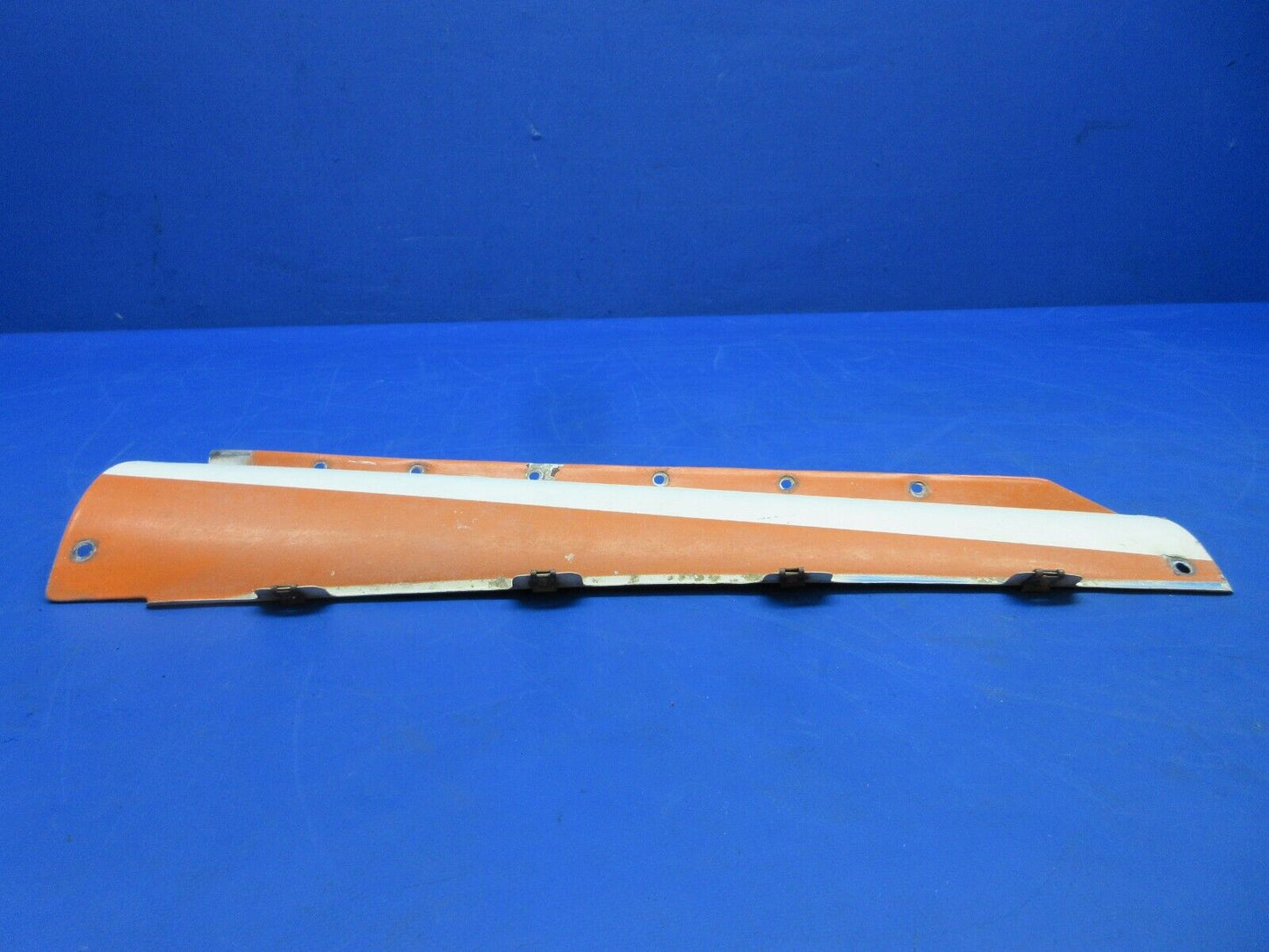 Cessna 188B Horizontal Stabilizer Fairing RH Upper P/N 1612004-2 (0723-231)