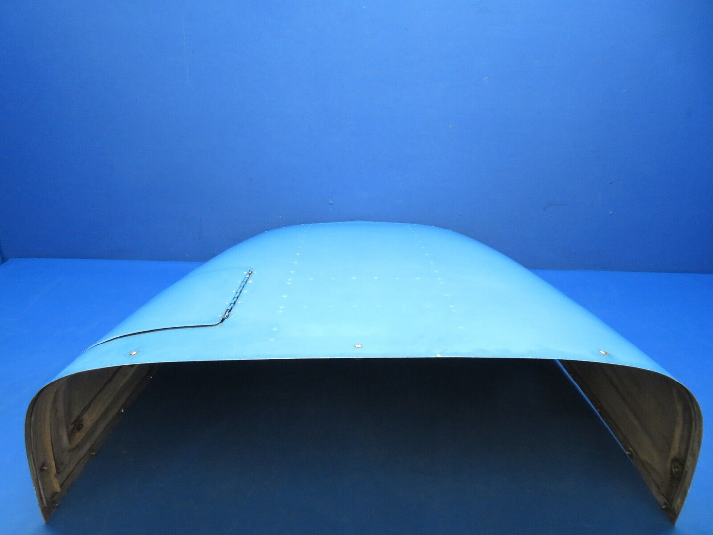 Cessna 172 / 172H Upper Cowling Assy w/ Nose Cap & Door PN 0552010-78 (1023-444)