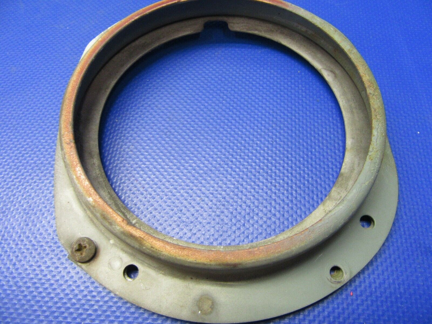 Cessna 177RG Landing Light Ring Assy LH & RH P/N 2052046-1, 2052046-2 (0621-428)