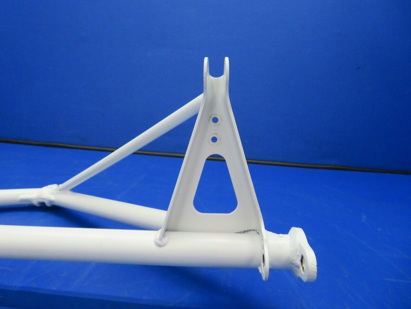 Beech Baron 95-B55 Brace Assy Main Gear RH P/N 35-815155-611 (0320-167)