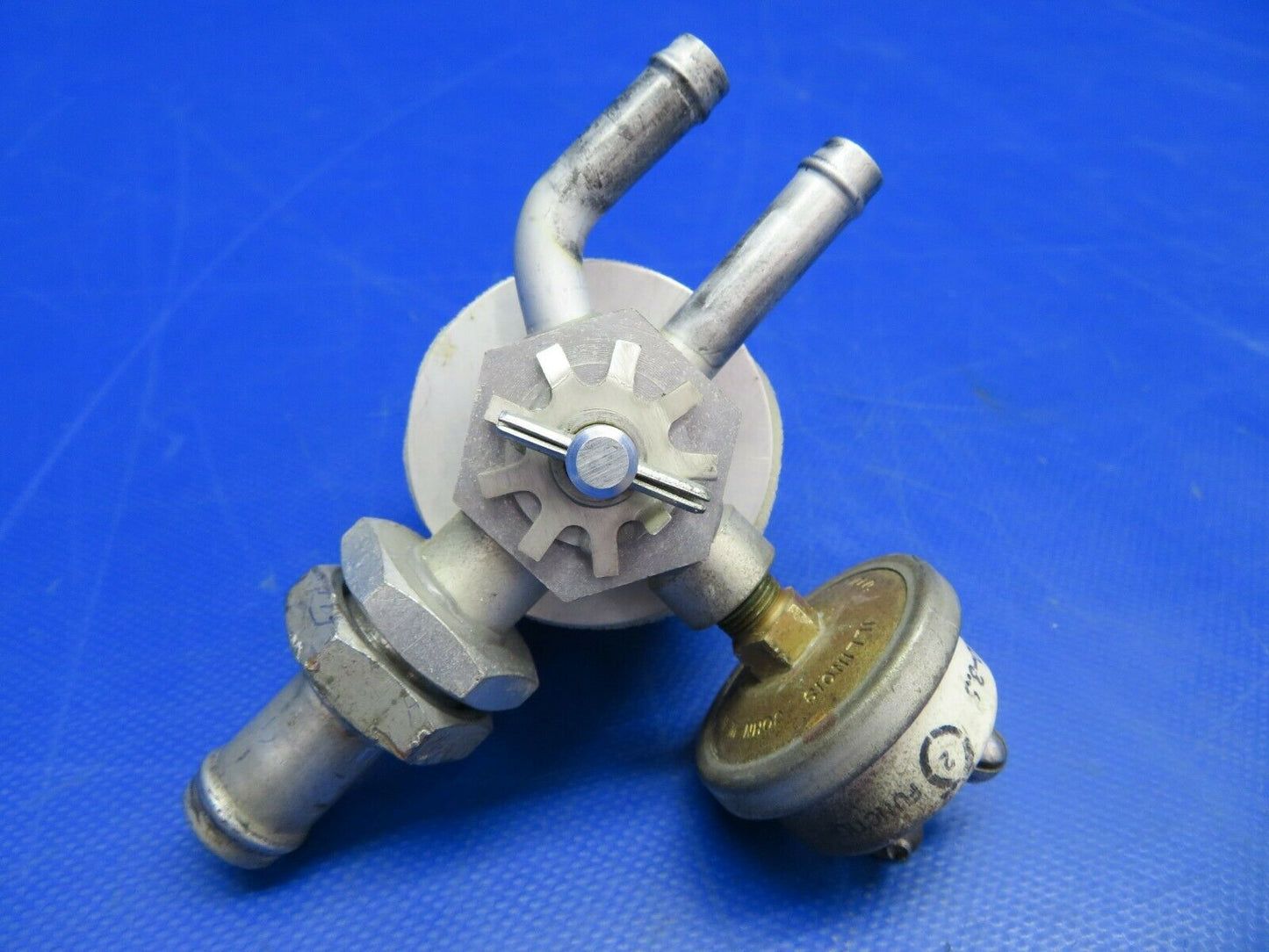Piper Lance Airborne Vacuum Regulating Valve P/N 2H3-19 (0620-332)