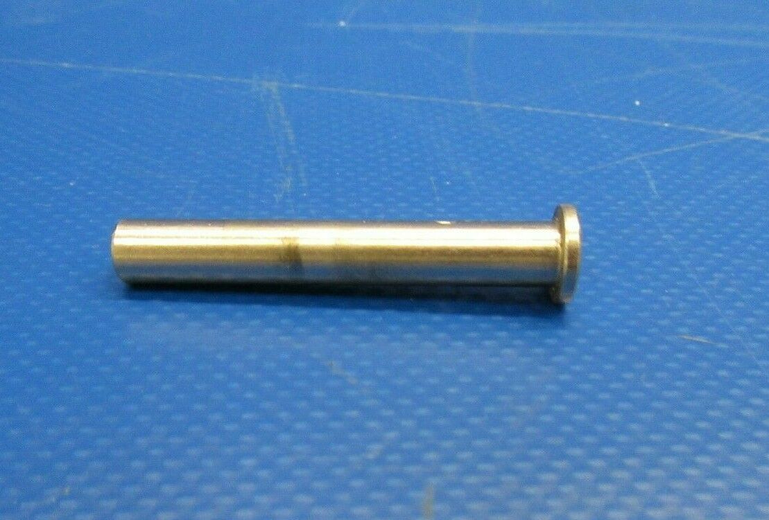 Diamond DA40-180 Bolt Flap / Aileron DV2-5761-00-04 (0319-69)