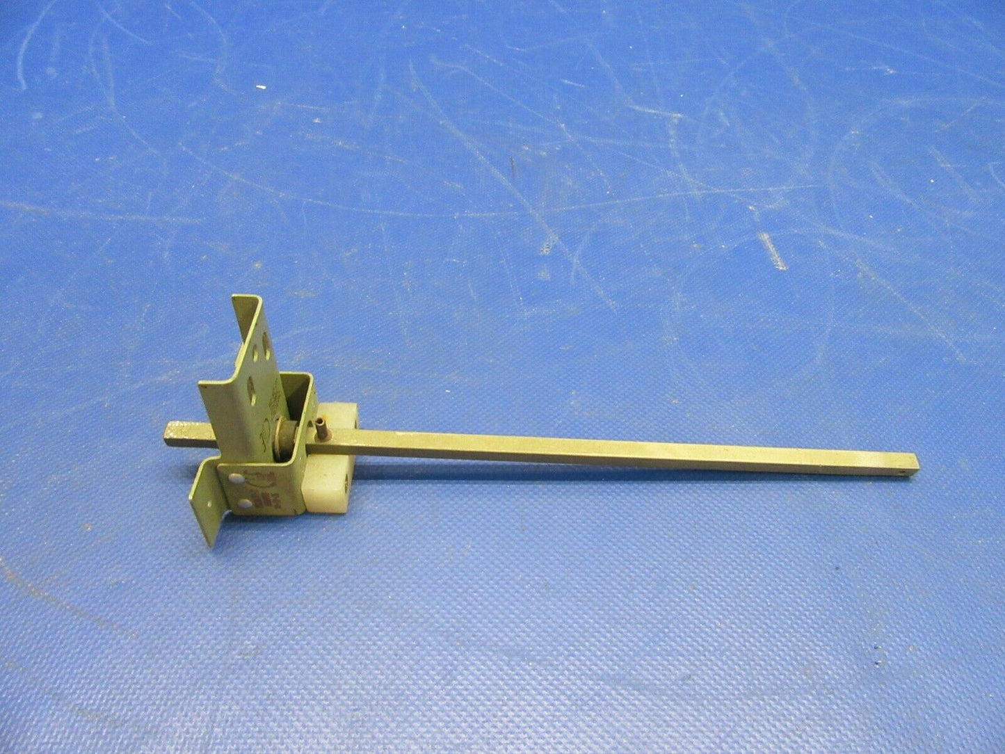 Cessna Fuel Selector Shaft P/N 2413138-2 (0821-480)