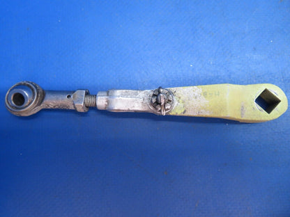 Piper Aerostar 602P Main Gear Door Arm & Clevis Assy P/N 400045-01 (0123-710)