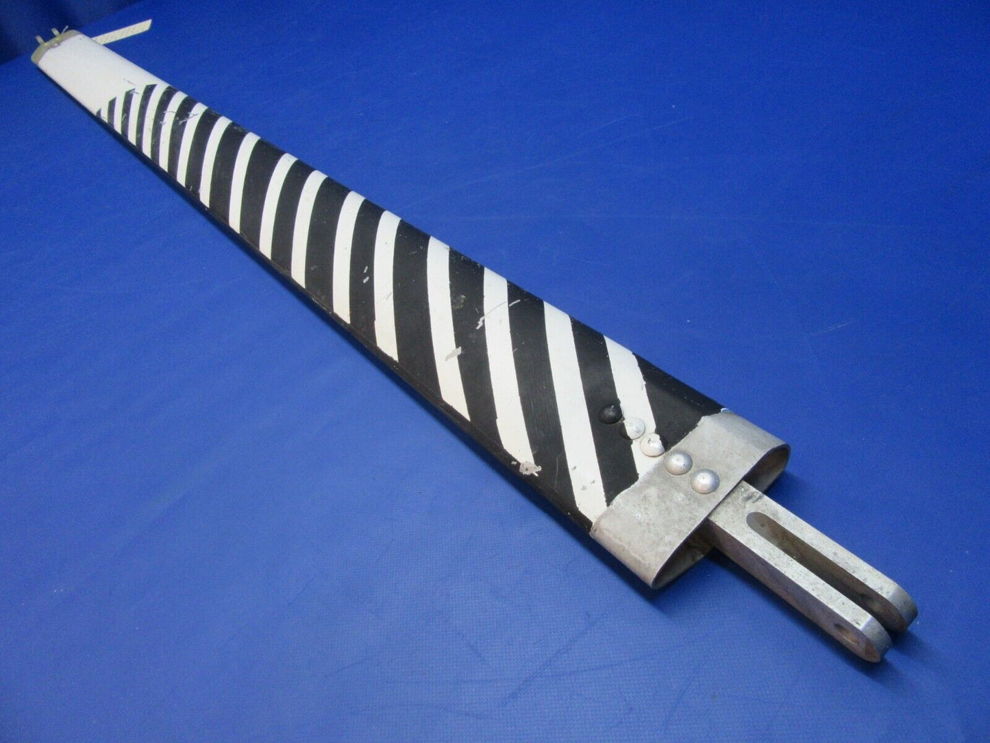 Cessna 150 / 152 LH Wing Strut P/N 0421000-1 (0323-224)