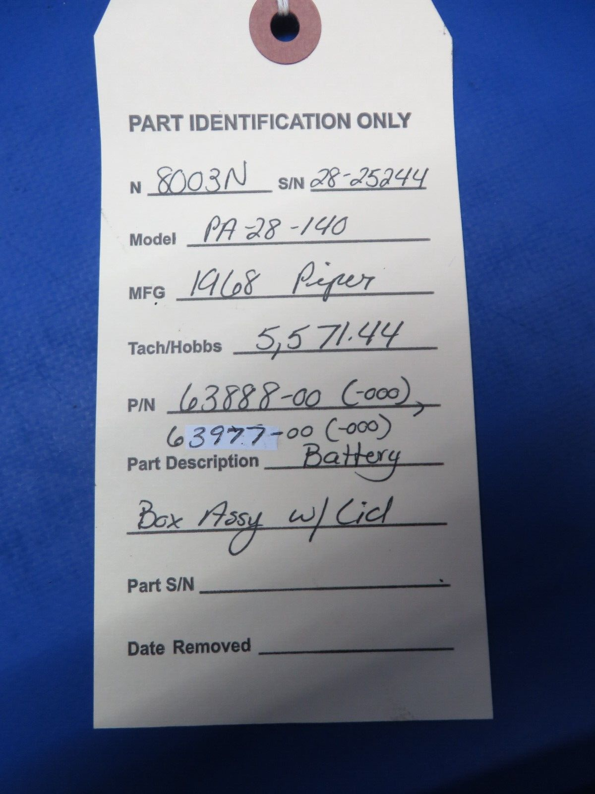 Piper PA-28-140 Battery Box Assy w/ Lid P/N 63888-00 (1123-161)