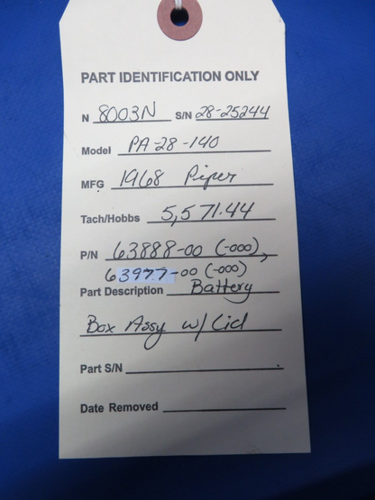Piper PA-28-140 Battery Box Assy w/ Lid P/N 63888-00 (1123-161)