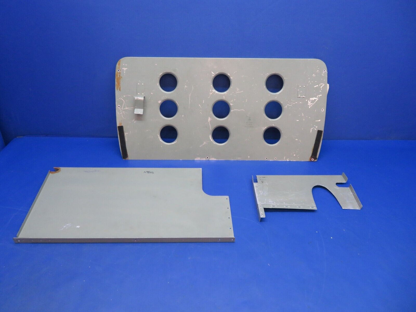 Piper Aerostar 602P Panel Fuel Compartment P/N 76-20006-503  (0123-862)