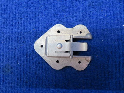Piper Latch Assy P/N 4138116 NOS (0822-543)