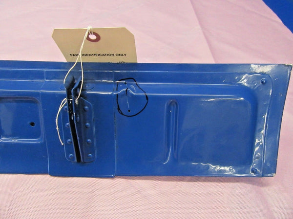 Beech Baron 95-B55 Nose Gear Door LH P/N 95-410031-19 (1018-216)