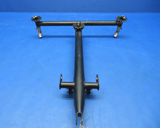Piper PA-23-236 Dakota Tee Bar Control Column Assy P/N 62019-03 (0623-669)