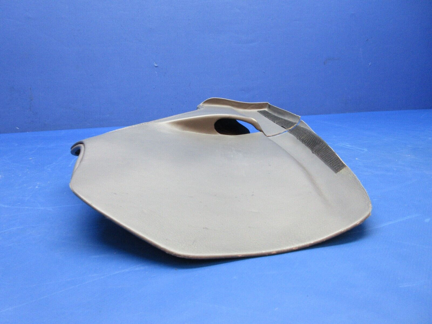 Diamond DA-42 Storage Pocket Assy Front RH P/N D60-2510-94-00_1 (0623-124)
