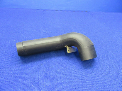Cirrus SR-22 Duct Assembly Mid w/ Bracket P/N 20714-001, 21518-001 (1221-568)