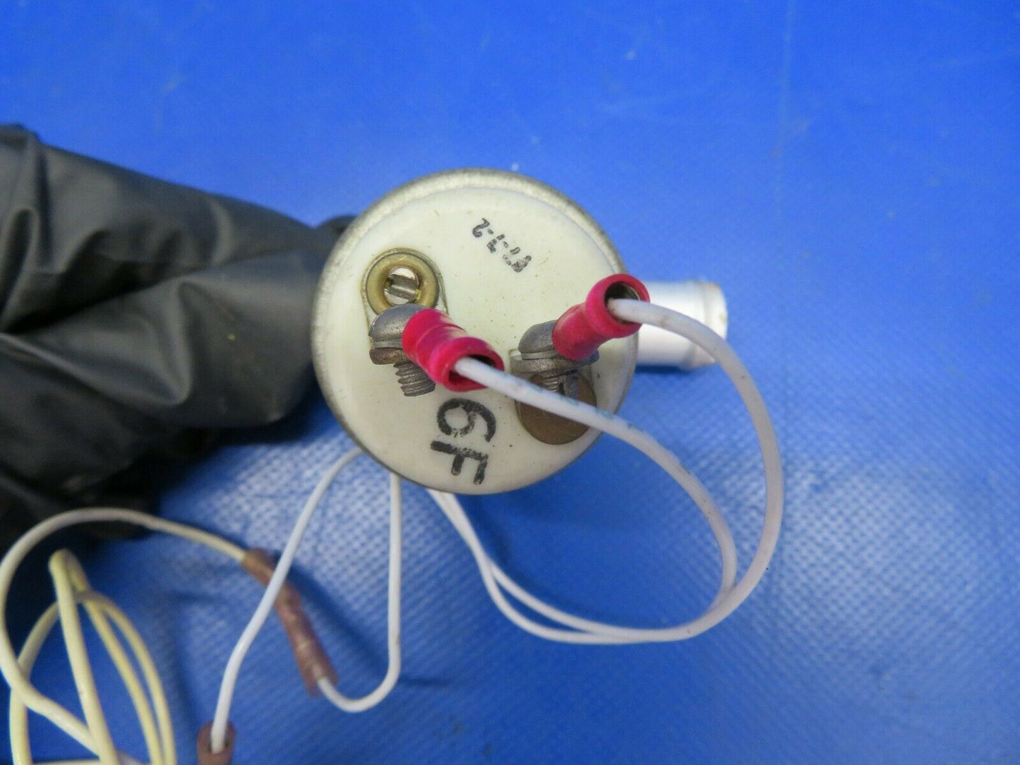 Beech Baron B58P Airborne De Ice Switch 2E14-2-17 (0320-425)