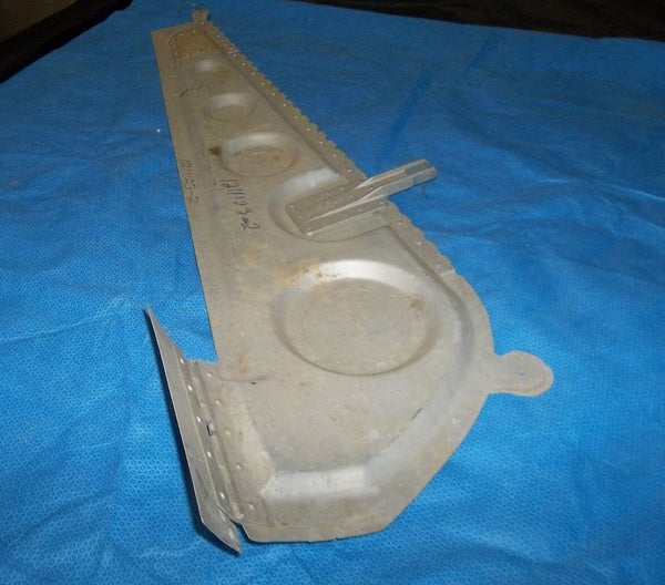 Cessna 210 RH Main Gear Door Assy P/N 1211123-2 (0214-67)