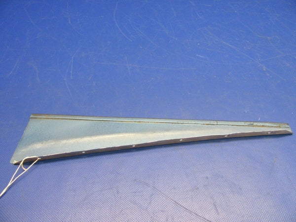 Cessna 182 Stabilizer Seal LH Upper P/N 0732102-7 (1021-362)