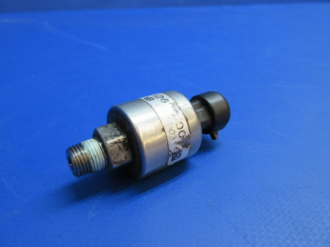 Cirrus SR-22 Oil Pressure Transducer P/N 12635-00 (1023-776)