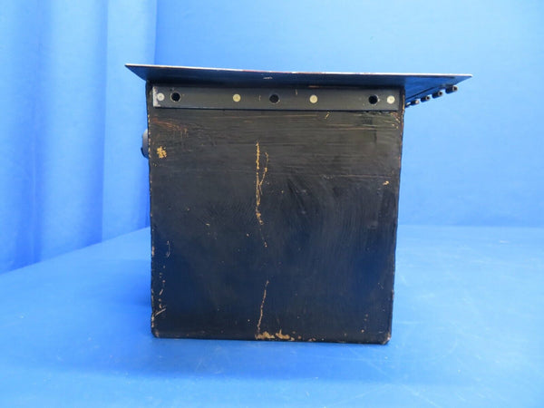 Beech 95-B55 Baron Battery Box Assy w/ Lid P/N 95-410006-19 (0123-528)