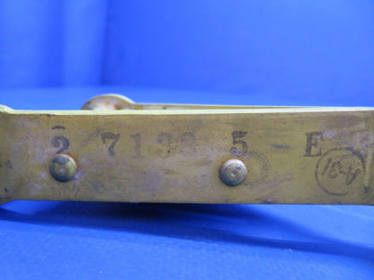 Lake LA-4-200 Idler Assembly Elevator P/N 2-7138-5 (1222-732)
