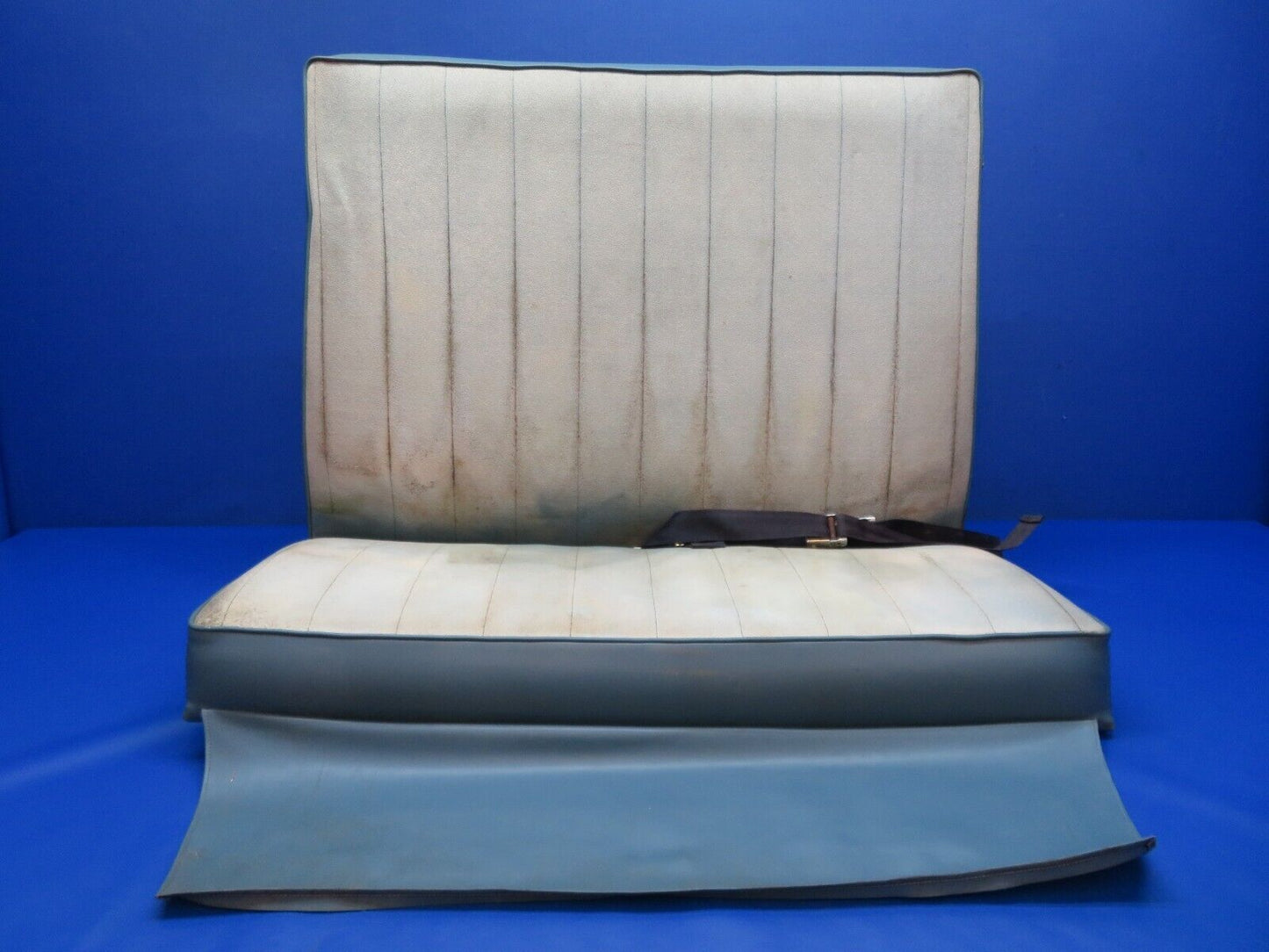 Piper PA-24-180 Rear Seat Assy P/N 21738-03 (1223-1420)