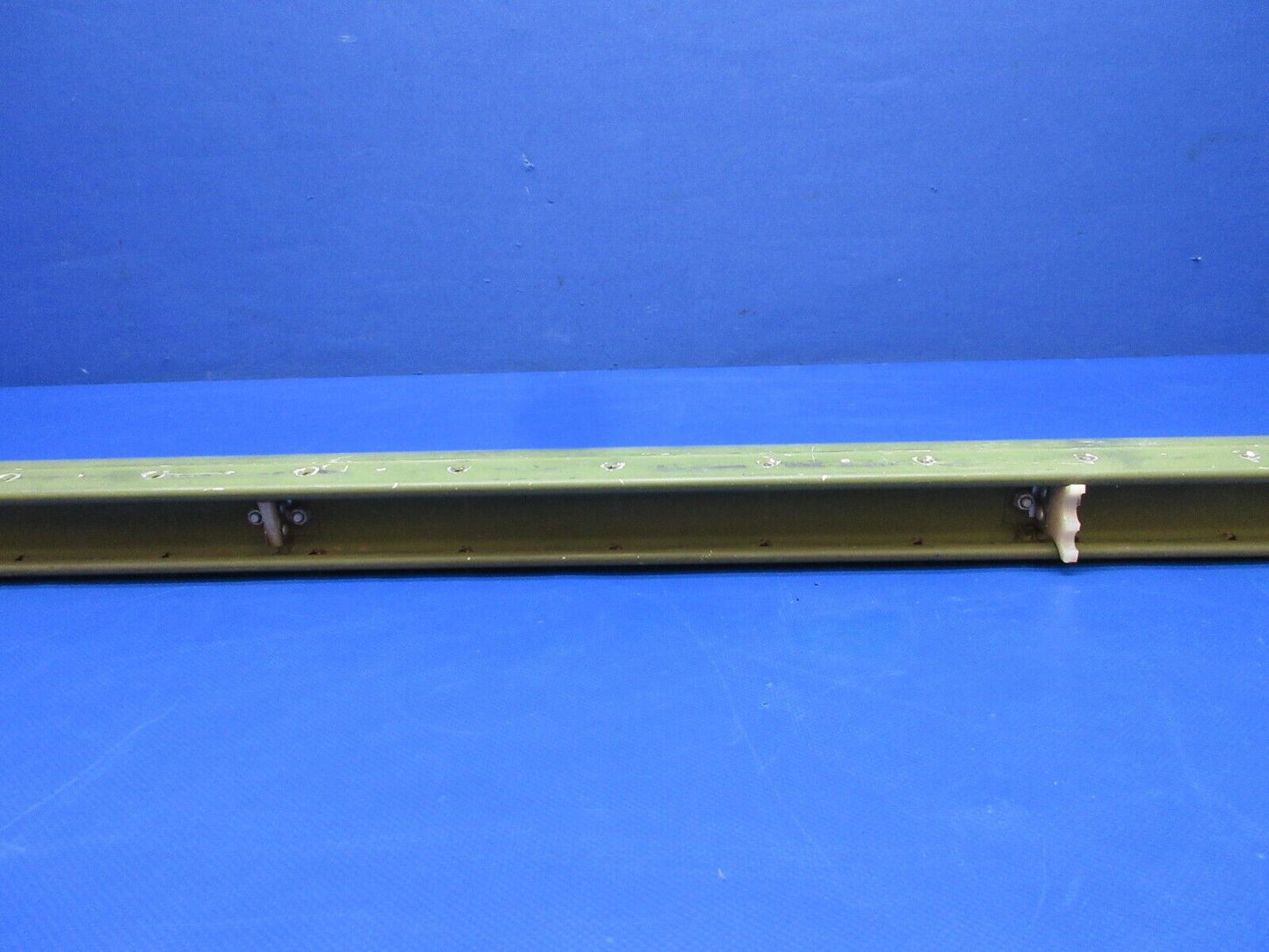 Cessna 337 / 337E RH Wing Strut Assy P/N 1421000-8 (1223-1454)