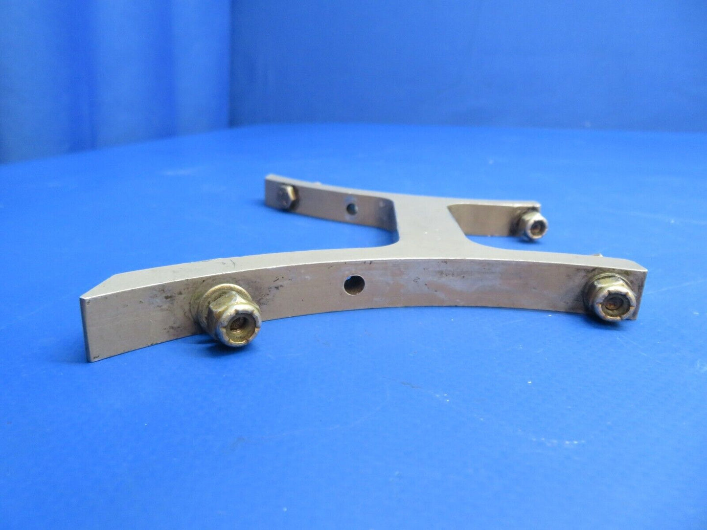 Brantly B2B Helicopter Bracket P/N 2104-A, 2104 (1022-831)