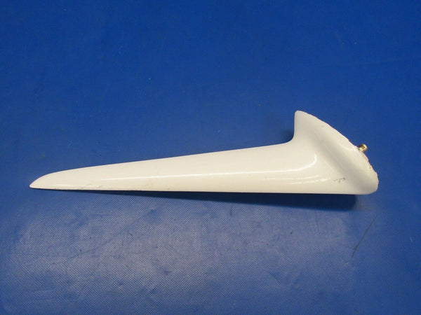 Communication Components Beech Baron Antenna P/N 35-5006 (0717-12)