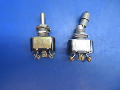 Piper Aerostar 602P Toggle Switch P/N MS25125-C3, MS35058-22 LOT OF 9 (0123-970)