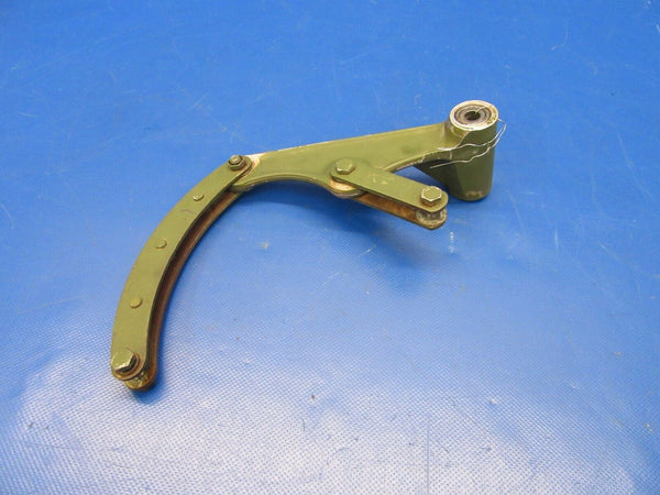 Cessna 310 / T310Q Bellcrank RH Rocker Arm & Link P/N 0841104-4 (0619-211)