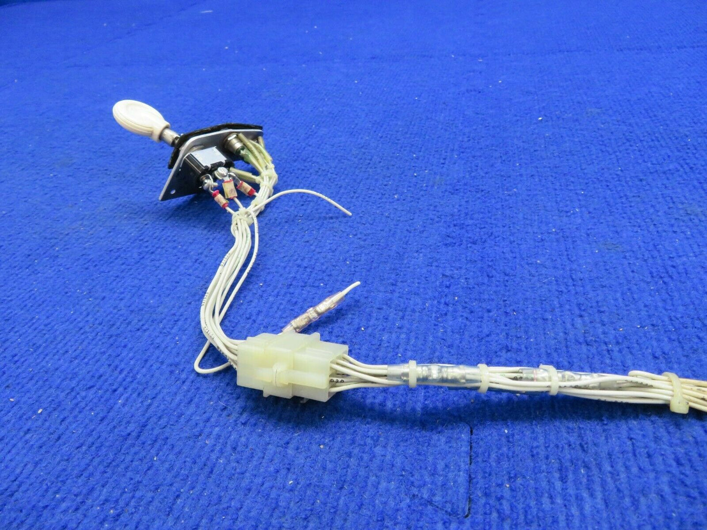 Beech 58 Baron Landing Gear Switch w Plate & Lights P/N 8857K44 (0322-559)