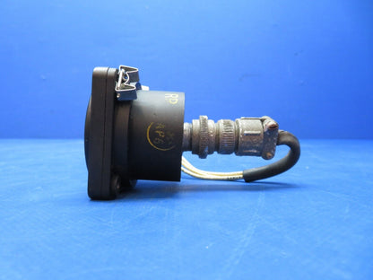 Early Cessna 310 / 310B GE Flap Position Indicator 28v P/N 8DJ48GCY (1023-284)