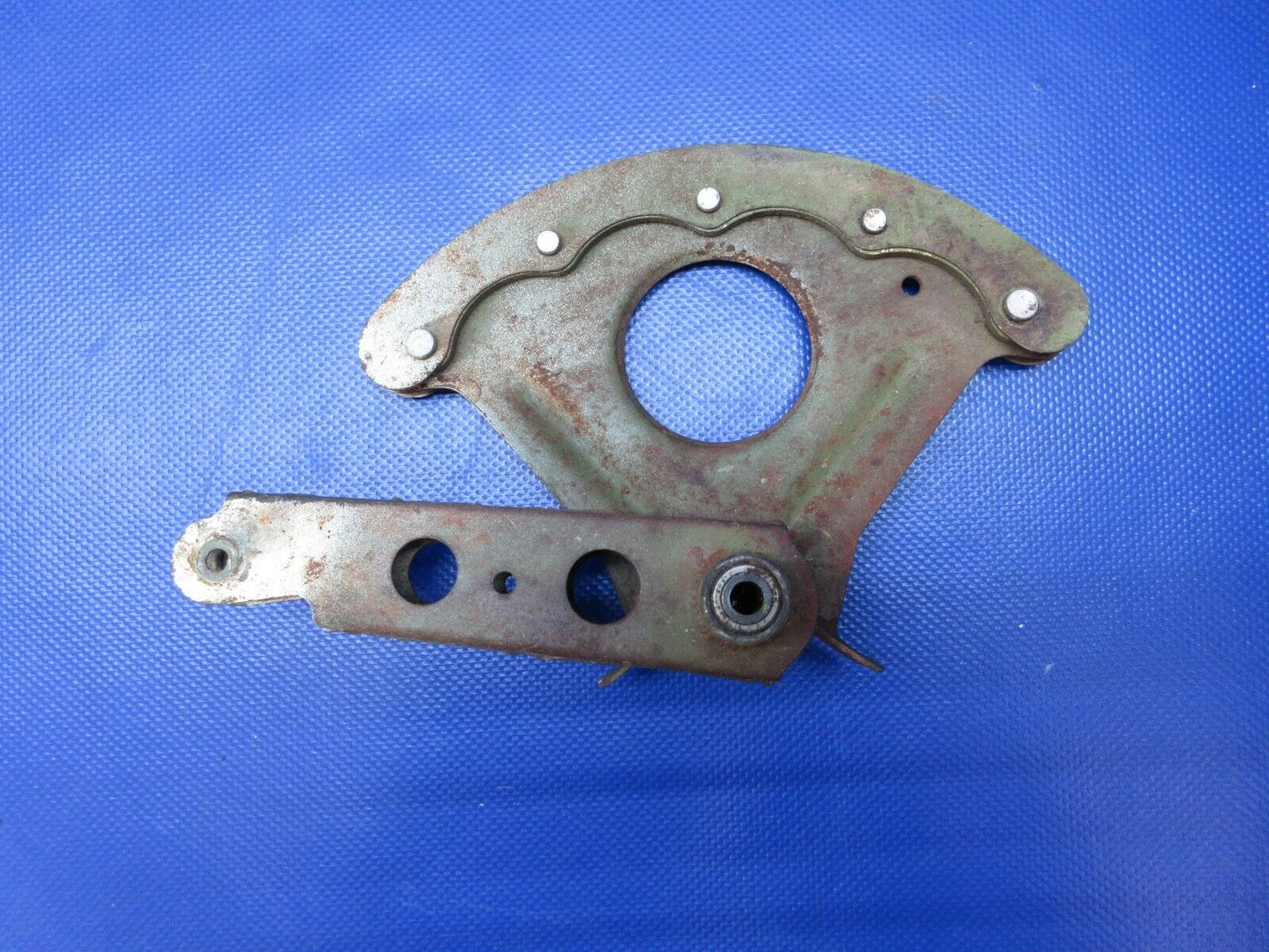 Cessna 337 / 337E INBD LH Flap Quadrant & Bellcrank  P/N 1462020-27 (1223-1474)