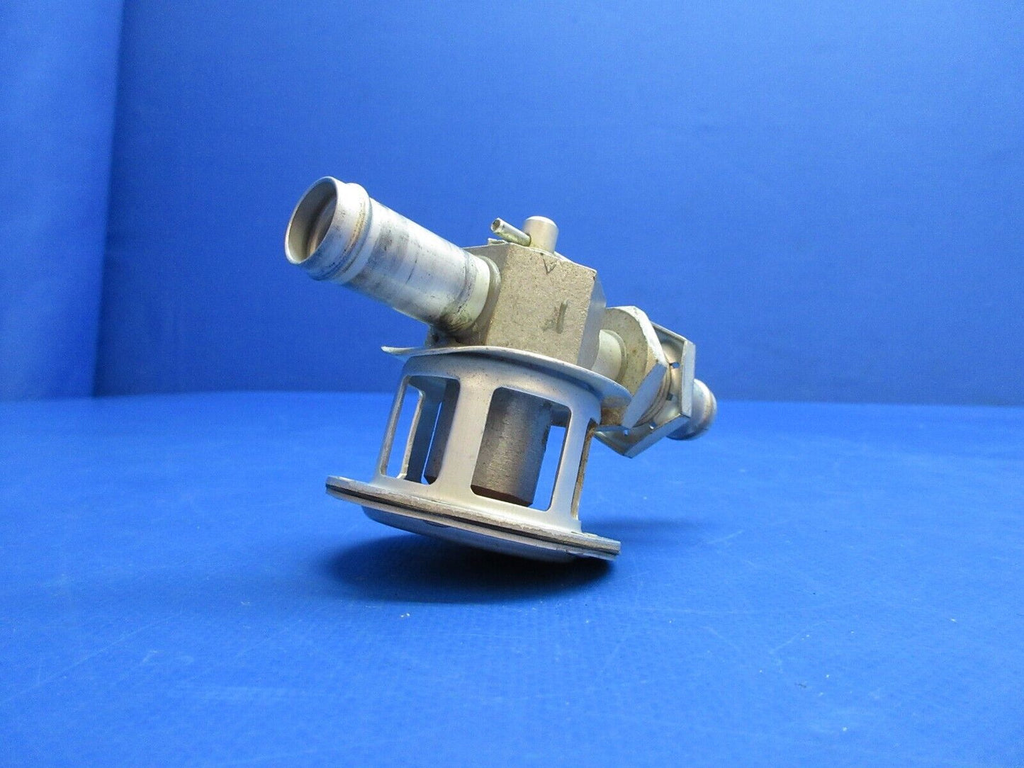 Beech 95-B55 Baron Airborne Vacuum Regulator Valve P/N 2H3-6 (0623-733)