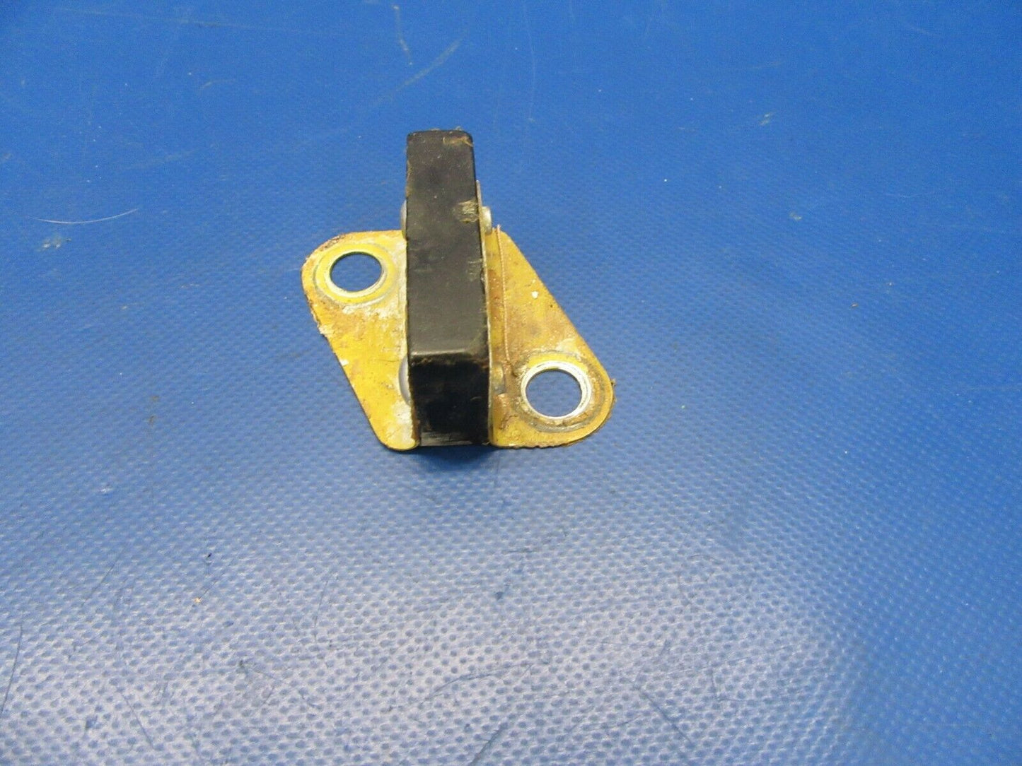 Piper PA-24-250 Comanche Support Wing Rear Seat 20593-00, 20593-000 (1219-193)