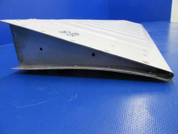 Piper PA-38-112 Tomahawk RH Flap P/N 77396-03 (0723-03)