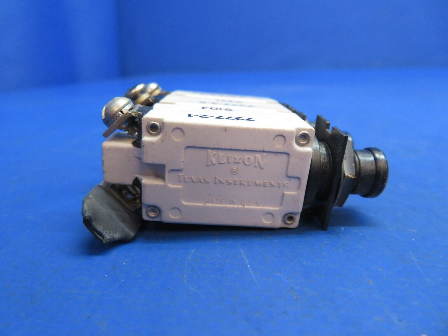 Piper Aerostar 602P Circuit Breaker P/N 112-205-101 LOT OF 5 (0123-969)